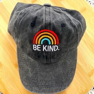 Women’s distress black hat Be Kind Rainbow